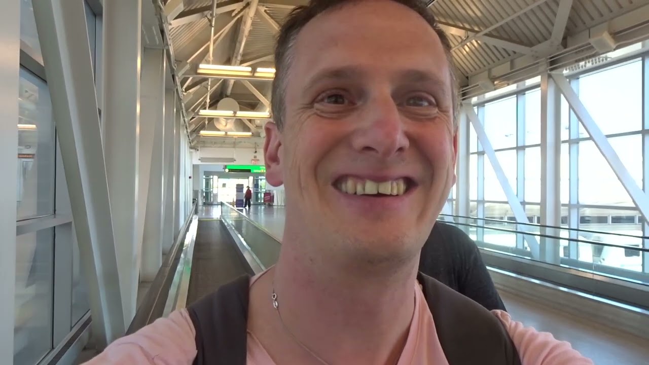 Gaat Dennis op zijn muil met Rolschaatsen?: Huwelijksreis vlog #11